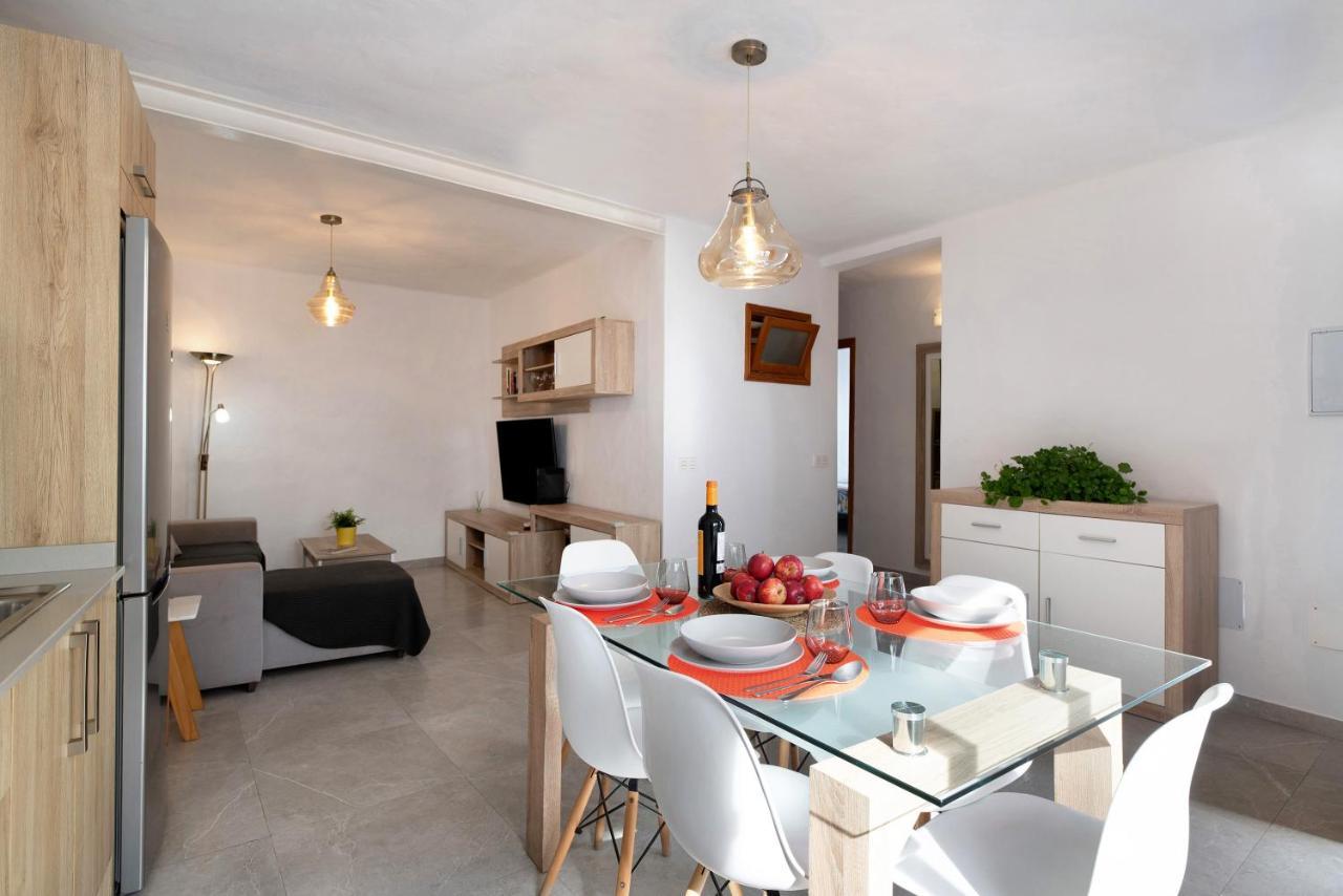 Casa Lia Villa La Santa Bagian luar foto